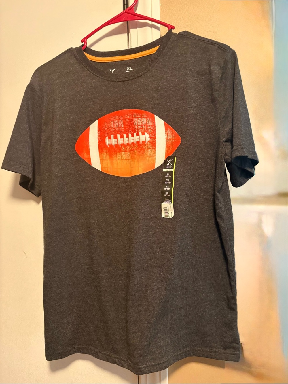 Gray Men’s Short-Sleeve T-Shirt with Orange Football Graphic